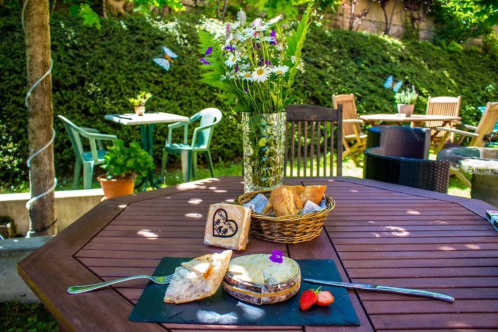 Auberge du Poncellamont Arèches Hotel