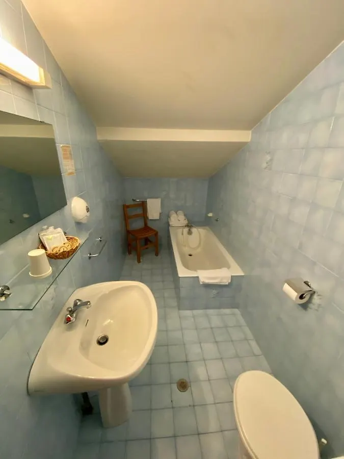 ** Hotel Auberge Du Poncellamont Areches France