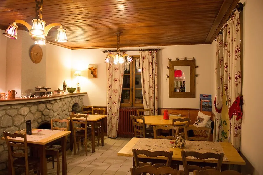 Auberge Du Poncellamont Areches Hotel
